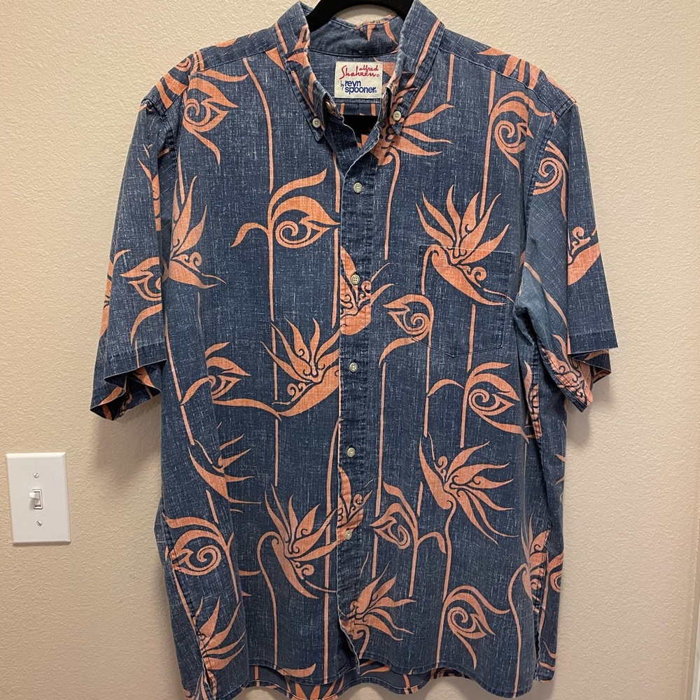 Men’s Casual Dress Shirt by Reyn Spooner